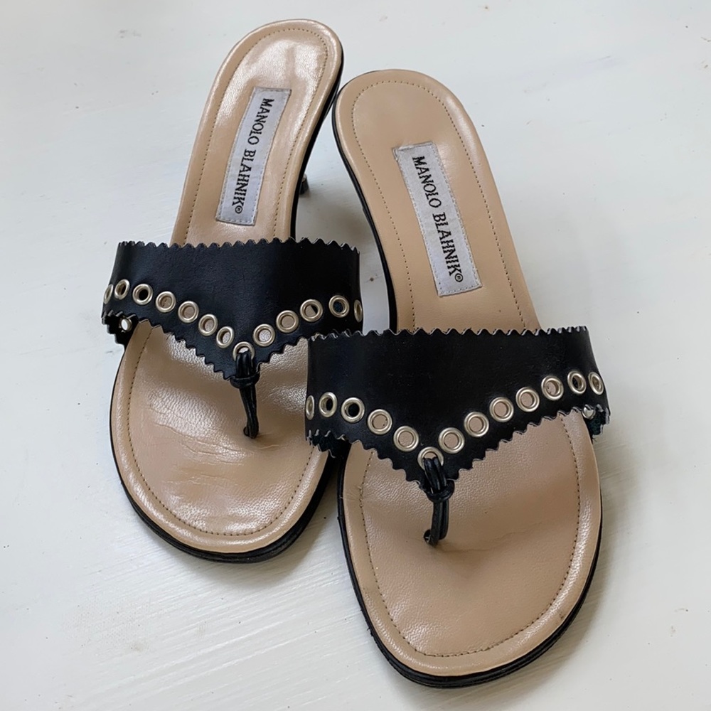 MANOLO BLAHNIK KITTEN HEELS  SIZE 36/6
